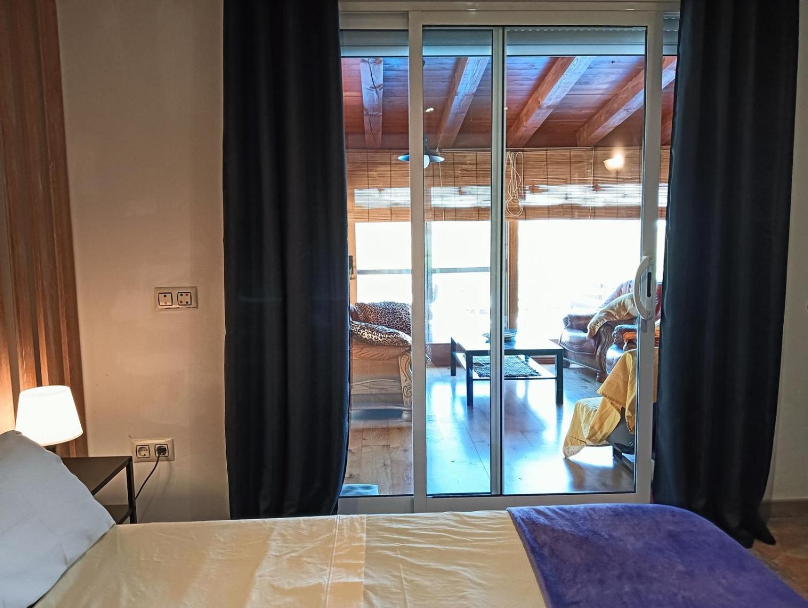 Villa Du Lac Speciale Pour Famille Avec Enfant Riudecanyes Eksteriør bilde