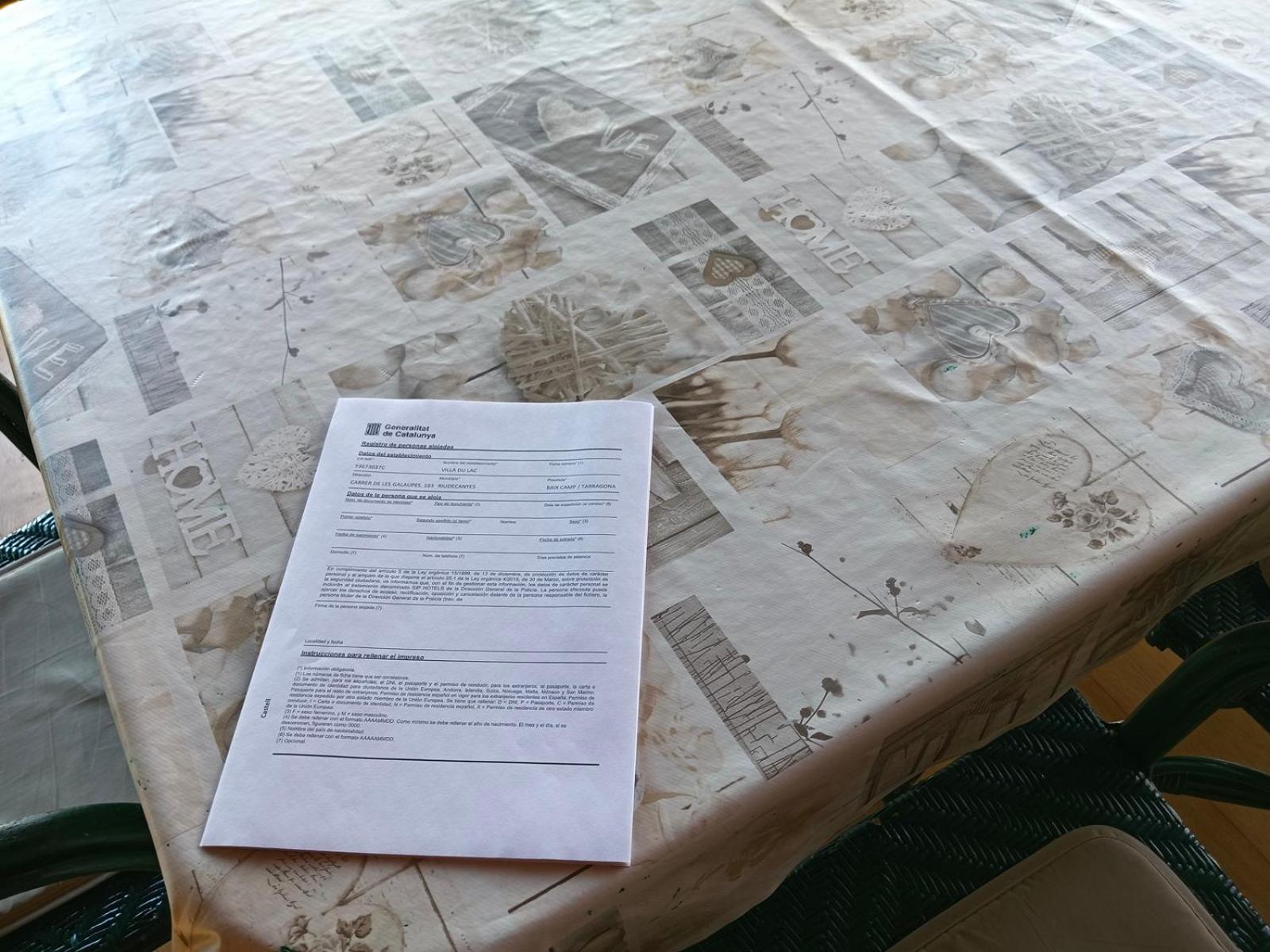 Villa Du Lac Speciale Pour Famille Avec Enfant Riudecanyes Eksteriør bilde
